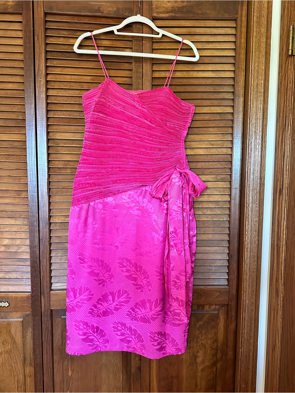 Vintage 1980s Spaghetti Strap Fuchsia Pink Party Dress with Bow Detail size 10.